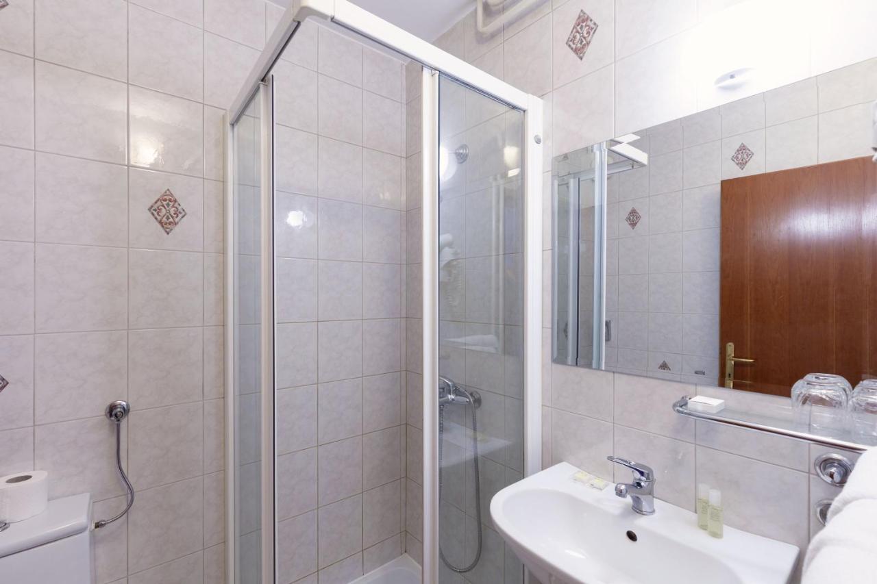 Gostisce Prosnik Hotell Ormoz Exteriör bild