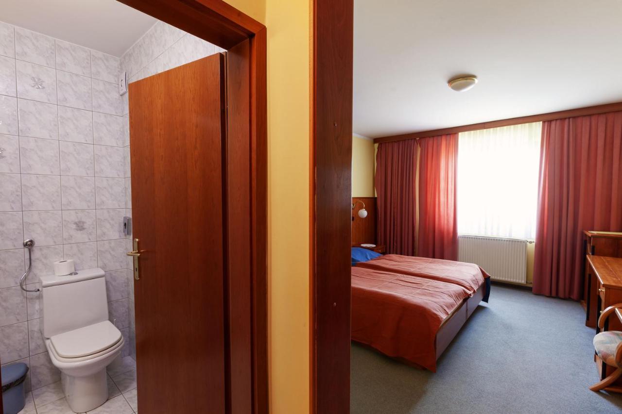 Gostisce Prosnik Hotell Ormoz Exteriör bild